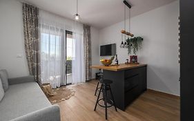 Apartment Krila